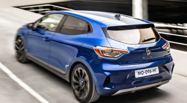 Foto - Renault Clio, Türkiye'yi sallayacak! Fiyatlar açıklandı: Yenilenen tasarım ve özellikleriyle satış için hazır...