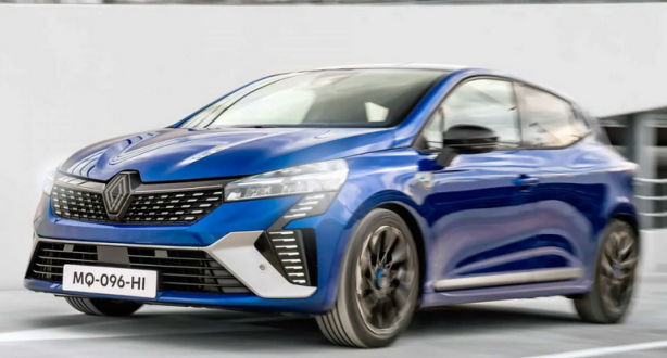 Foto - Renault Clio, Türkiye'yi sallayacak! Fiyatlar açıklandı: Yenilenen tasarım ve özellikleriyle satış için hazır...