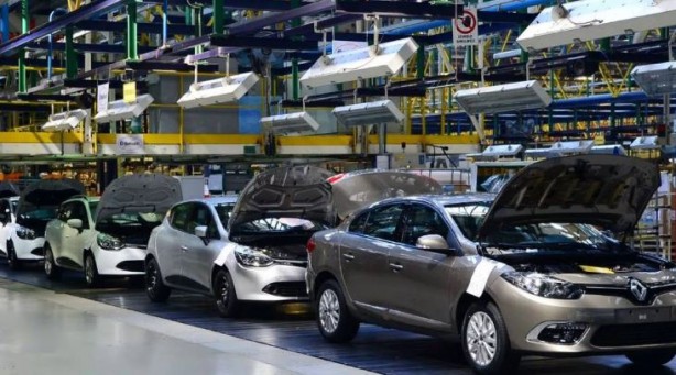 Foto - Renault geleceğe ilişkin kararını açıkladı! Elektrikli mi, fosil yakıtlı mı?