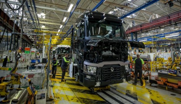 Foto - Renault geleceğe ilişkin kararını açıkladı! Elektrikli mi, fosil yakıtlı mı?