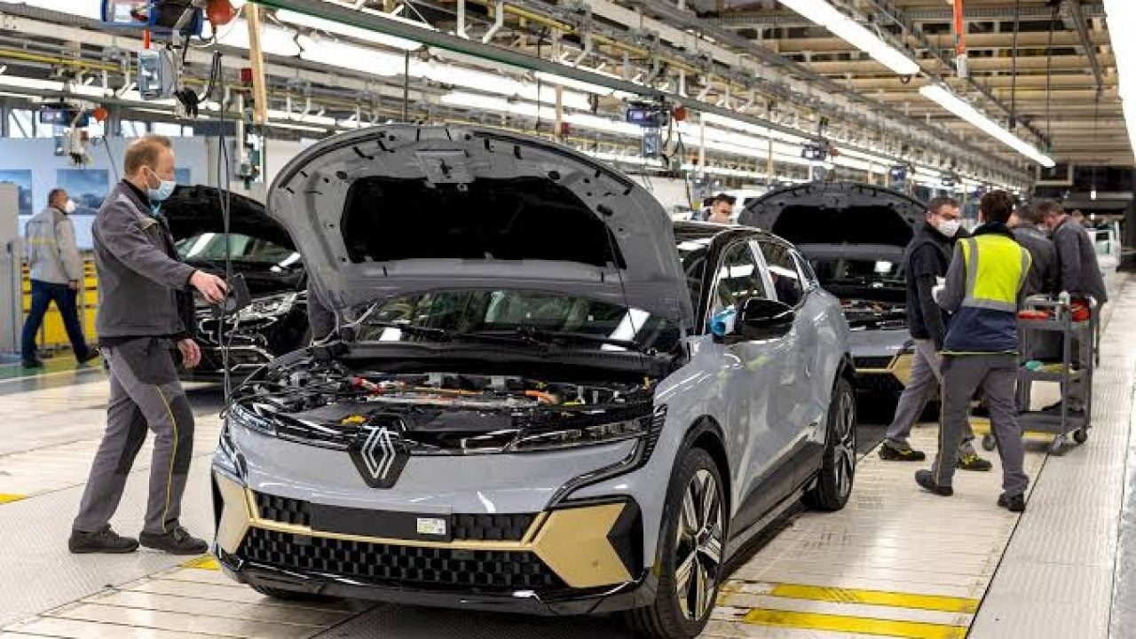 Foto - Renault’dan 10 milyar euroluk plan: Elektrikli dönüşümde Fransa’ya büyük pay