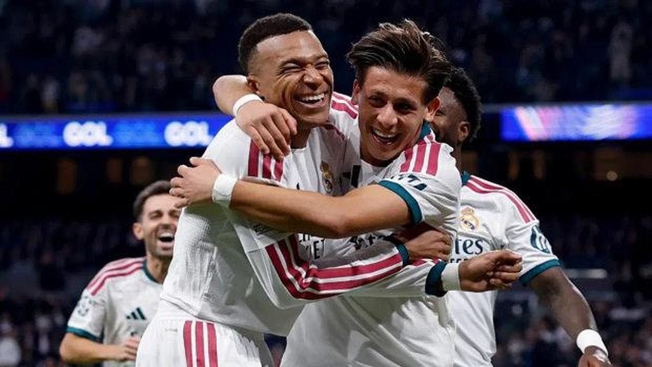 Foto - Resmen ağızları açık bıraktı! Ne yaptın sen Arda Güler?