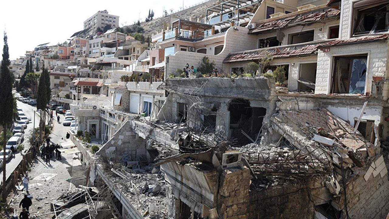 Foto - Resmen belalarını arıyorlar: Suriye vuruldu
