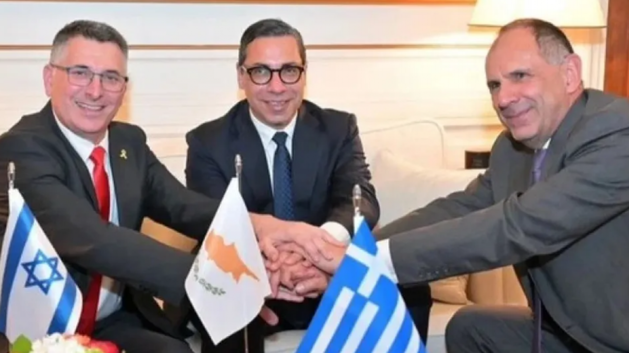 Foto - Resmen belalarını arıyorlar: Türkiye'ye karşı savunma sistemlerini konuşlandırıldılar