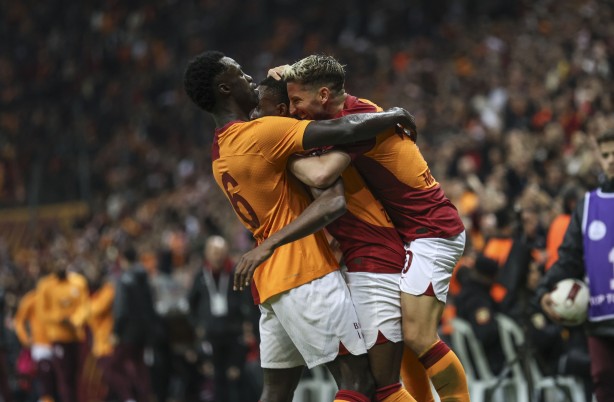 Foto - Resmen belli oldu: 37 yaşında 29 gol attı! İşte Galatasaray'ın yeni Süperstar'ı