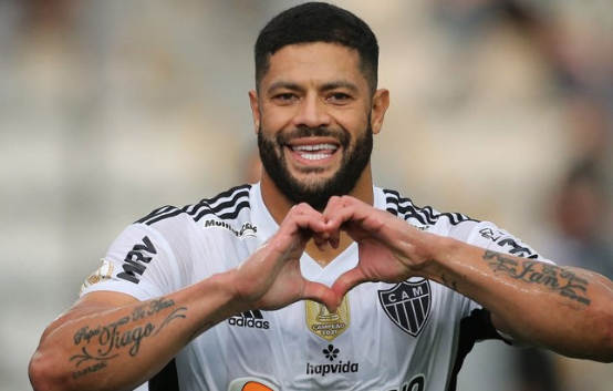 Resmen belli oldu: 37 yaşında 29 gol attı! İşte Galatasaray'ın yeni Süperstar'ı