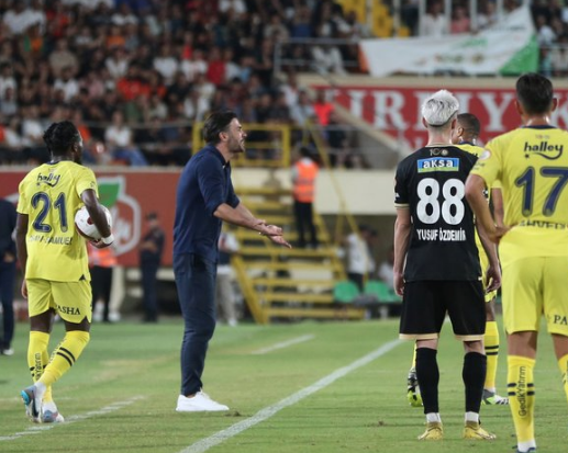 Resmen duyurdular, heyecanlandıran gelişme! Fenerbahçe'de bomba hamle...