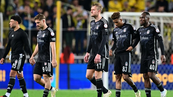 Resmen neye uğradıklarını şaşıracaklar! Bu takımı bu hale getirenler utansın artık!