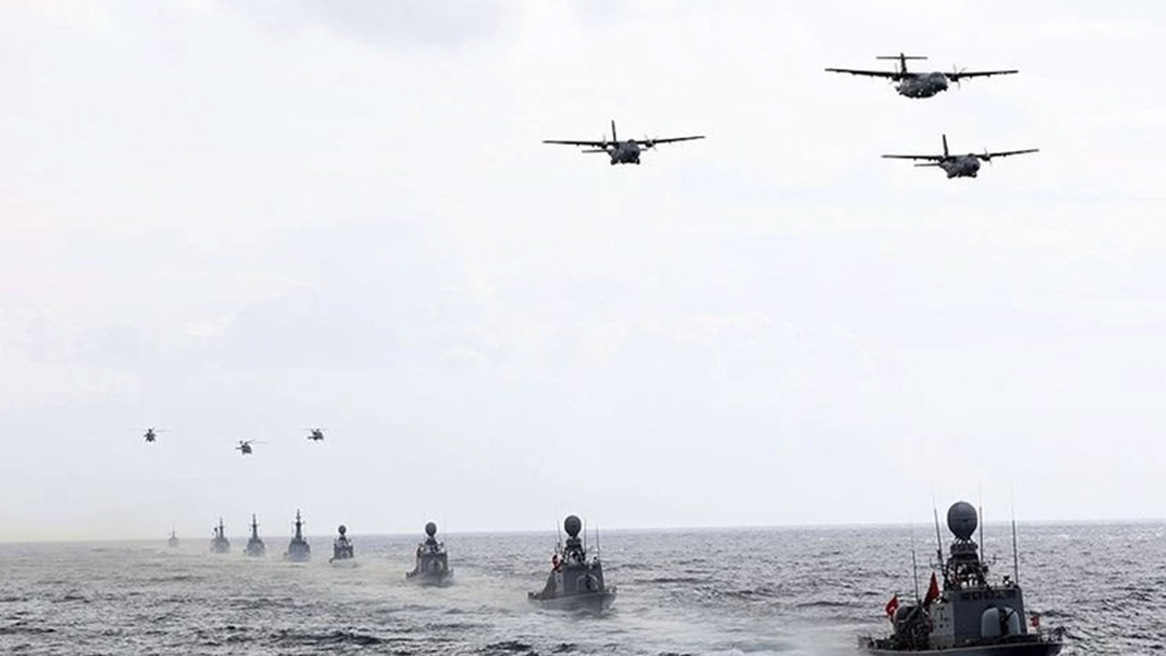 Foto - Resmen şok oldular: Türk savaş gemileri izin vermiyor! Doğalgaz araması yapamıyoruz