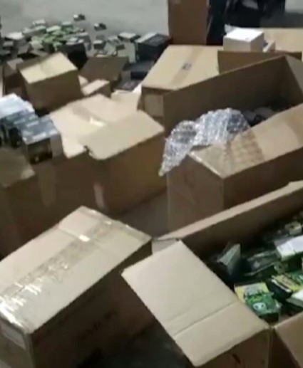 Foto - Resmi aracı kaçakçılıkta kullanılmıştı... Şoförünü suçlayan CHP'li vekil fena yakalandı!