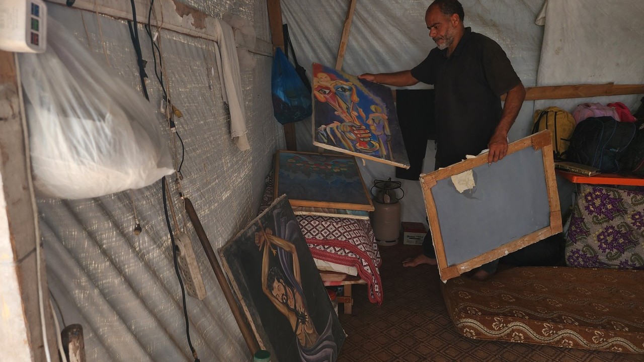 Foto - Ressamın tabloları yakacak oldu! "Bize ne Gazze’den" diyen sözde sanatçılar buna ne diyecek?