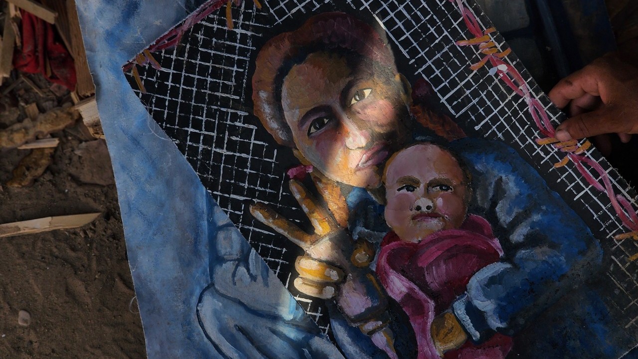 Foto - Ressamın tabloları yakacak oldu! "Bize ne Gazze’den" diyen sözde sanatçılar buna ne diyecek?