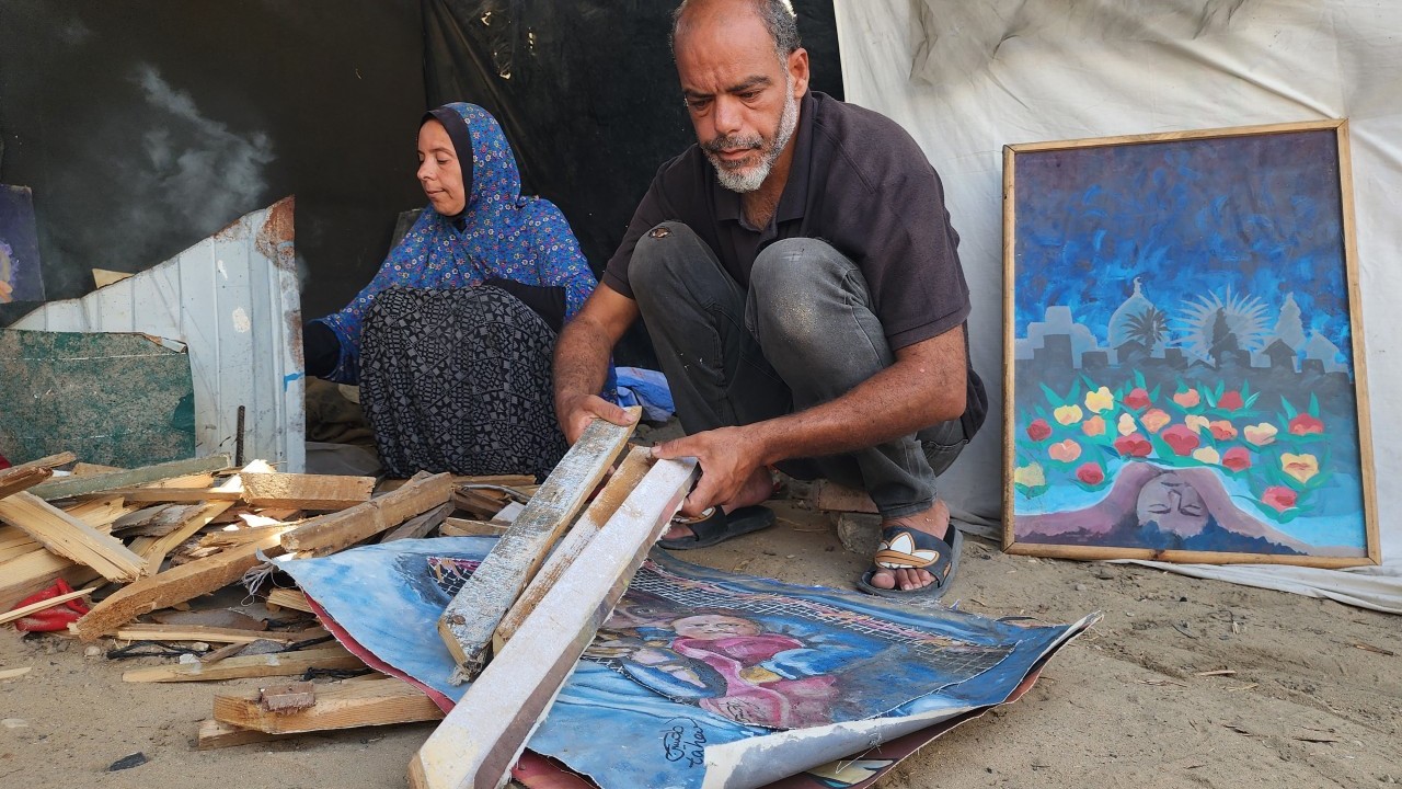 Foto - Ressamın tabloları yakacak oldu! "Bize ne Gazze’den" diyen sözde sanatçılar buna ne diyecek?