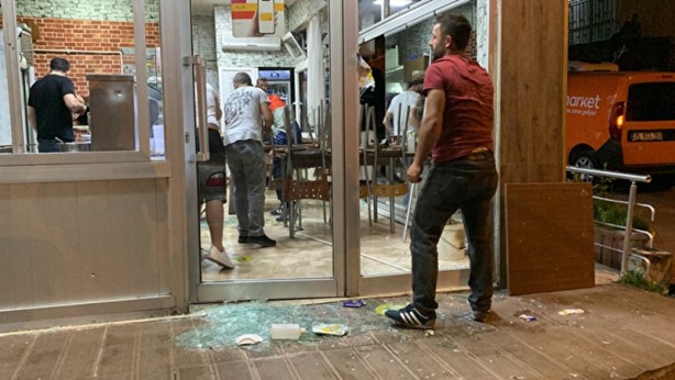 Foto - Restoranda edilen küfür sonrası ortalık fena karıştı