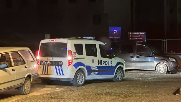 Foto - Restoranda korku dolu anlar! Silahlar patladı: 1 ölü