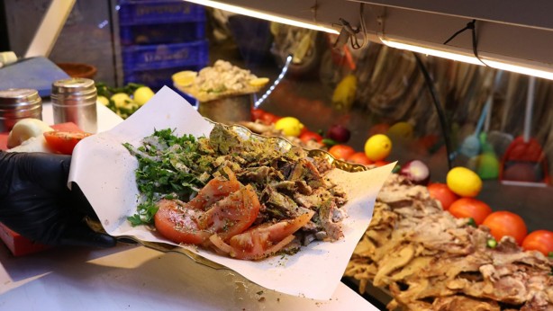 Foto - Restoranlarda yeni dönem başladı! Maliyetler artınca işletmeciler bu sistemi devreye aldı! Menülere girdi, fiyatlar yarı yarıya düştü