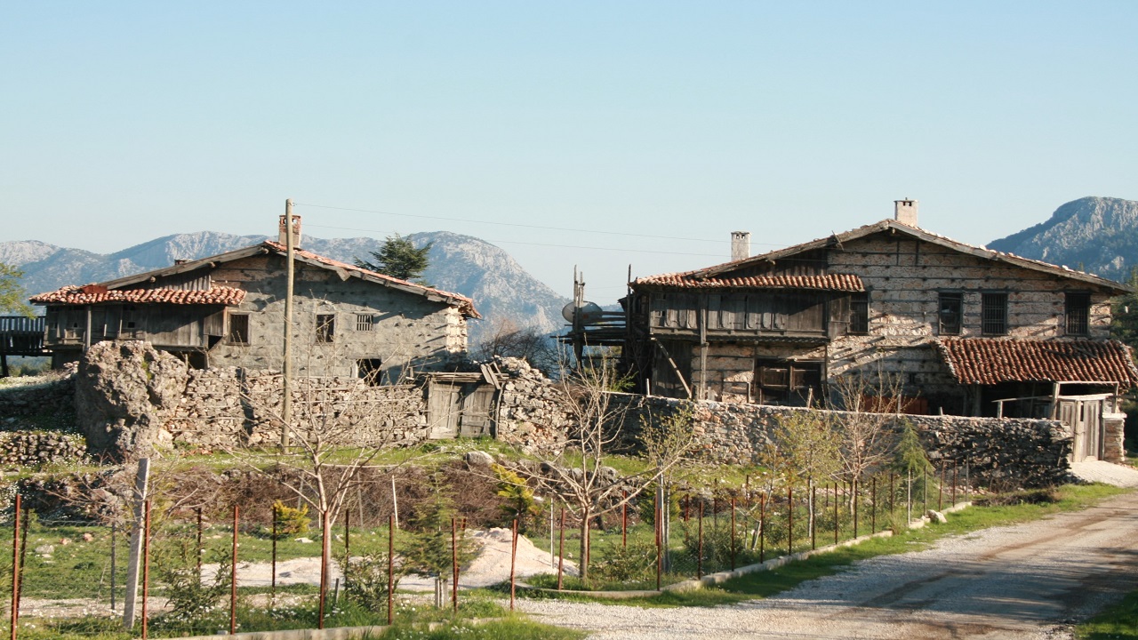 Foto - Restorasyon maliyeti yüksek olunca... 800 yıllık miras yok oluyor
