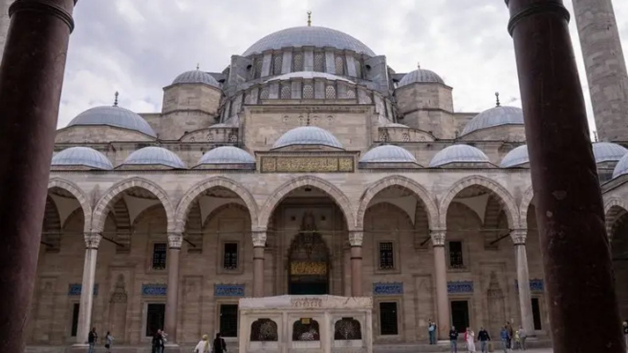 Foto - Restorasyon sırasında fark edildi: Süleymaniye Camii'nin gizli özelliği ortaya çıktı!