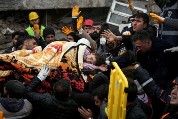 Foto - Reuters 2023’ü bu fotoğraflarla özetledi! Türkiye’de gündem korkunç deprem ve seçimler oldu