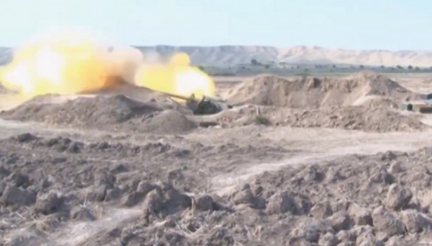 Foto - Reuters, Azerbaycan-Ermenistan gerilimine ilişkin son gelişmeyi dünya ile paylaştı