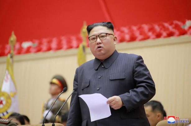 Foto - Reuters Kim Jong Un'un teknelerinin görüntülerini yayınladı! 'Herkesi kandırıyor'
