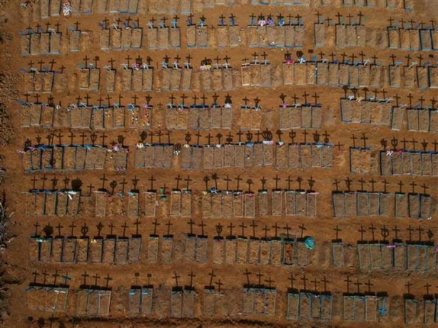 Foto - Reuters paylaştı! Türk hemşire bir kez daha dünya gündeminde