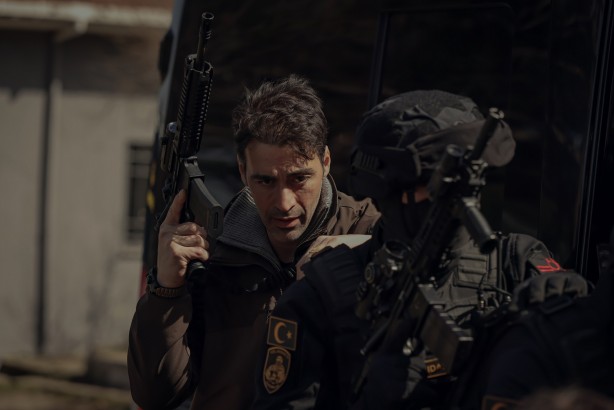 Foto - Reytinglerde önde olduklarını söylemişlerdi! Selahaddin, Karaağaç'ı yayınlayan TRT'de flaş gelişme! Bu da yaşanacak...