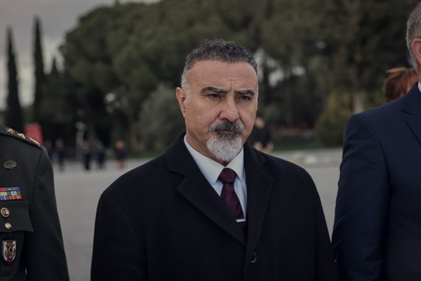 Foto - Reytinglerde önde olduklarını söylemişlerdi! Selahaddin, Karaağaç'ı yayınlayan TRT'de flaş gelişme! Bu da yaşanacak...