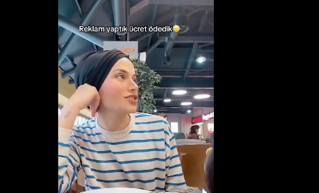 Foto - Rezalet ki ne rezalet! Restoranda yemeğe giden başörtülü fenomenden skandal hareket! Herkes bunu konuşuyor