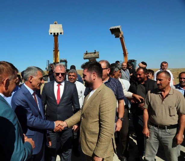 Foto - Rezalet ki ne rezalet! Ünlü işadamının şu yaptığı alçaklığa bakın! "Drone ve İHA" detayı tam bomba 