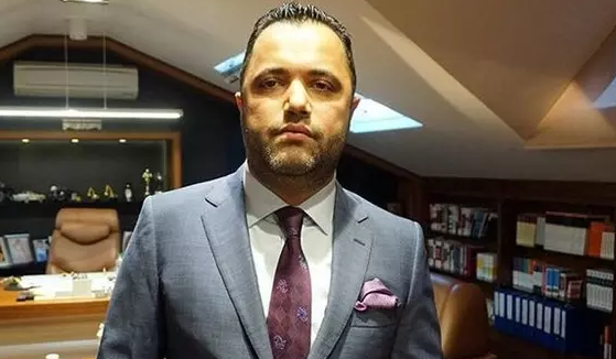 Foto - Rezan Epözdemir’den yılın geri vitesi! Önce suç duyurusu sonra tarihin en büyük U dönüşü…