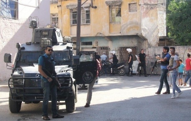 Foto - Rezil dizi RAMO’yu jandarma bastı! Ortalık karıştı