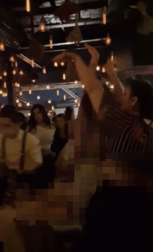 Foto - Rezil görüntüler! 'Korona bak dalgana kardeşim'