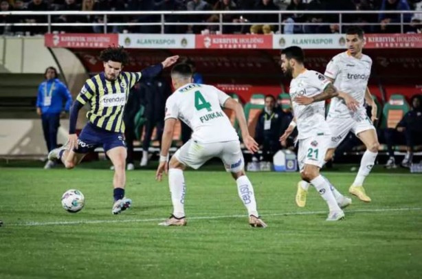 Foto - Rıdvan Dilmen kritik gelişmeyi duyurdu: İki kişi milletvekili aday adayı olmuş