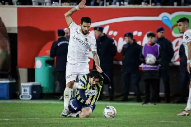 Foto - Rıdvan Dilmen kritik gelişmeyi duyurdu: İki kişi milletvekili aday adayı olmuş