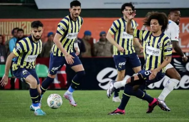 Foto - Rıdvan Dilmen kritik gelişmeyi duyurdu: İki kişi milletvekili aday adayı olmuş