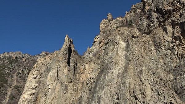 Foto - Risk yüzde 85 ama! Adeta ölüme davetiye çıkarıyor