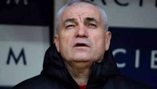 Foto - Rıza Hoca baklayı ağzından çıkardı: Beşiktaş'ı ayağa kaldıracak teklif! Duyan 'yok artık' diyecek