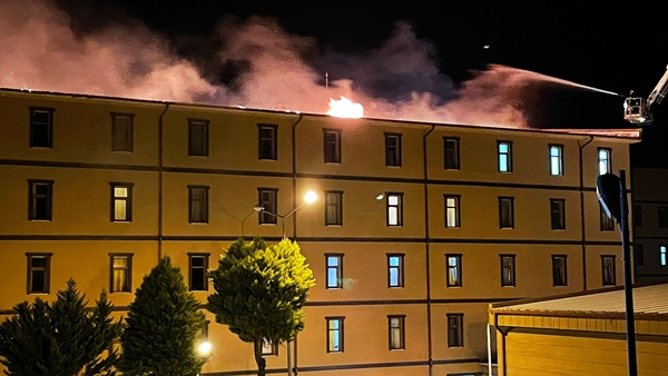 Foto - Rize'de öğrenci yurdunda korkutan yangın