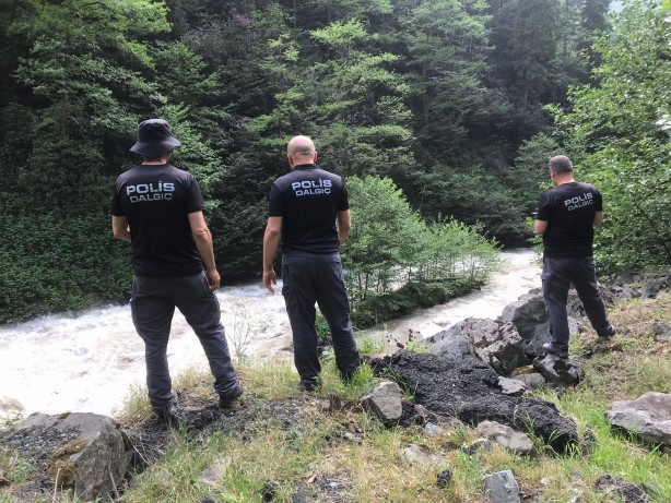 Foto - Rize seferber oldu! Ummanlı turist aranıyor
