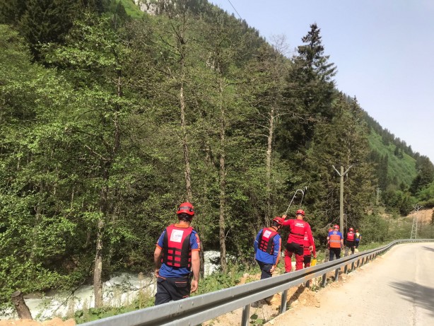 Foto - Rize seferber oldu! Ummanlı turist aranıyor