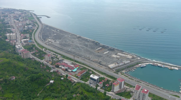Rize Şehir Hastanesi projesinde deniz dolgusu tamamlandı