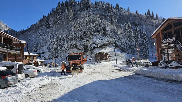 Foto - Rize ve Artvin'de 50 köyle ulaşım sağlanamıyor