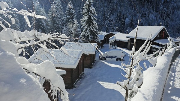 Foto - Rize ve Artvin'de 50 köyle ulaşım sağlanamıyor