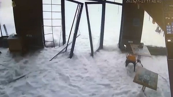 Foto - Rize'de adeta tsunami yaşandı