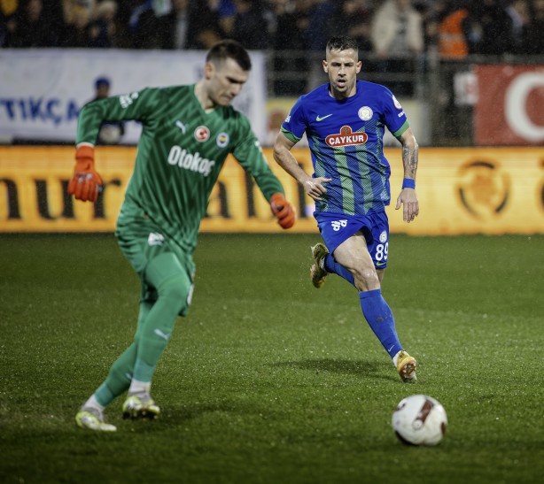 Foto - Rize’de bir devir sona erdi! İsmail Kartal’ın anlamsız değişikleri sosyal medyada gündem oldu artık: Peş peşe kararlar zinciri