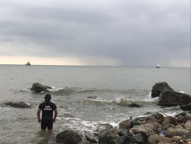 Foto - Rize'de heyelanda kaybolan 2 kişiyi arama çalışmaları sürüyor