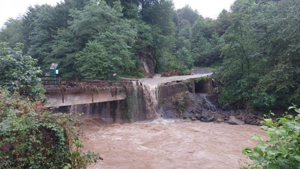 Foto - Rize’de şiddetli yağışların bilançosu belli oldu