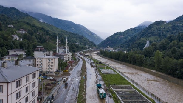 Foto - Rize'deki sel felaketinin bilançosu gün ağarınca ortaya çıktı