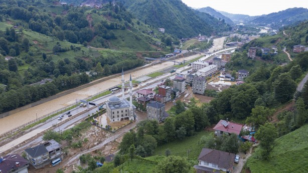 Foto - Rize'deki sel felaketinin bilançosu gün ağarınca ortaya çıktı